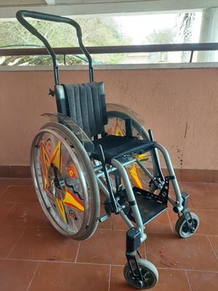 Imagem de Cadeira de rodas manual pediátrica